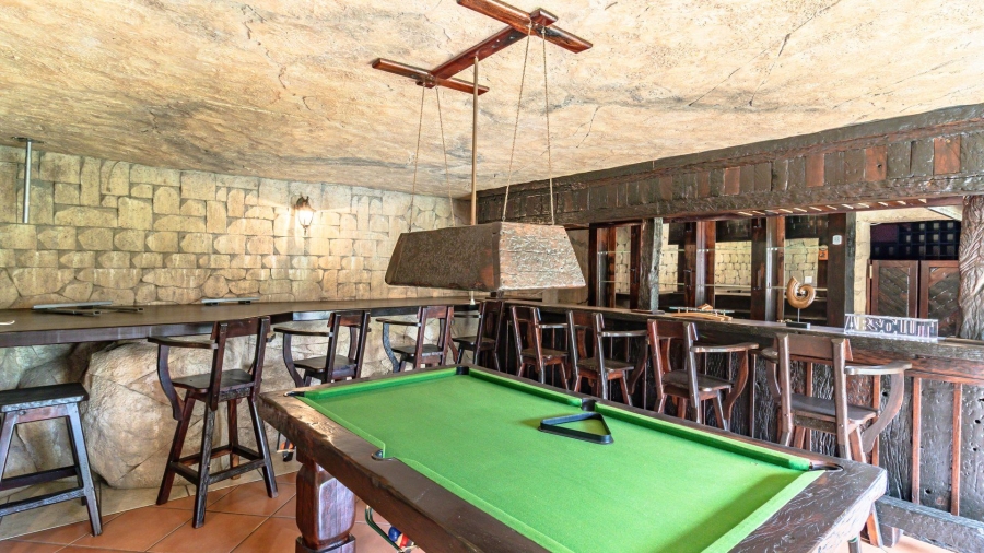 To Let 8 Bedroom Property for Rent in Quellerina Gauteng