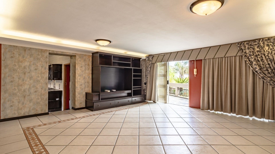 To Let 8 Bedroom Property for Rent in Quellerina Gauteng