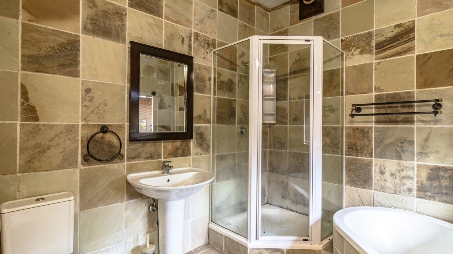 To Let 8 Bedroom Property for Rent in Quellerina Gauteng