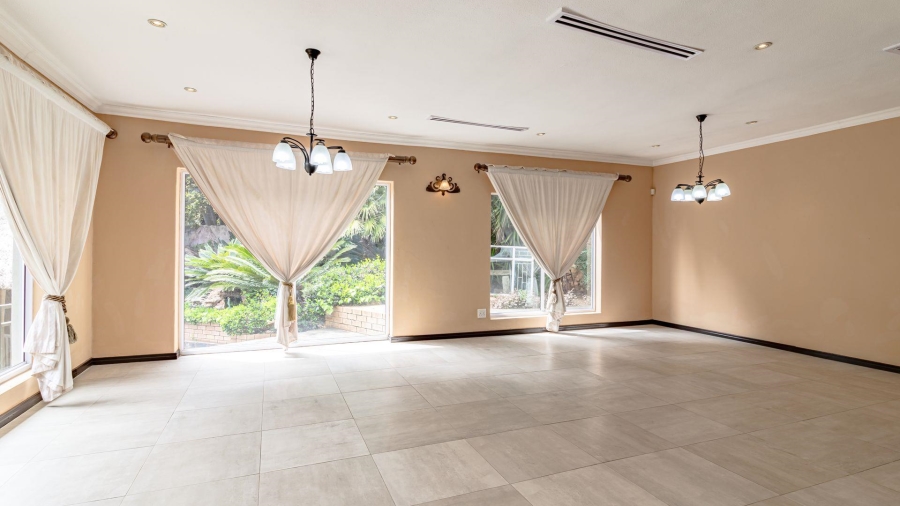 To Let 8 Bedroom Property for Rent in Quellerina Gauteng