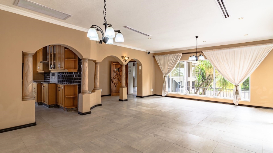 To Let 8 Bedroom Property for Rent in Quellerina Gauteng