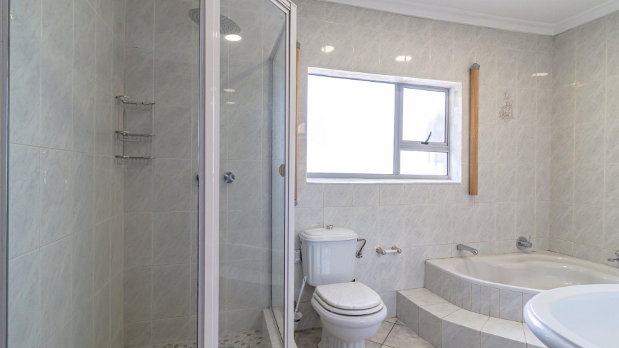 To Let 8 Bedroom Property for Rent in Quellerina Gauteng