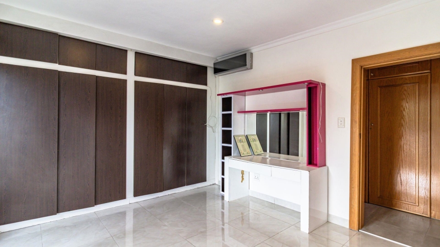 To Let 8 Bedroom Property for Rent in Quellerina Gauteng