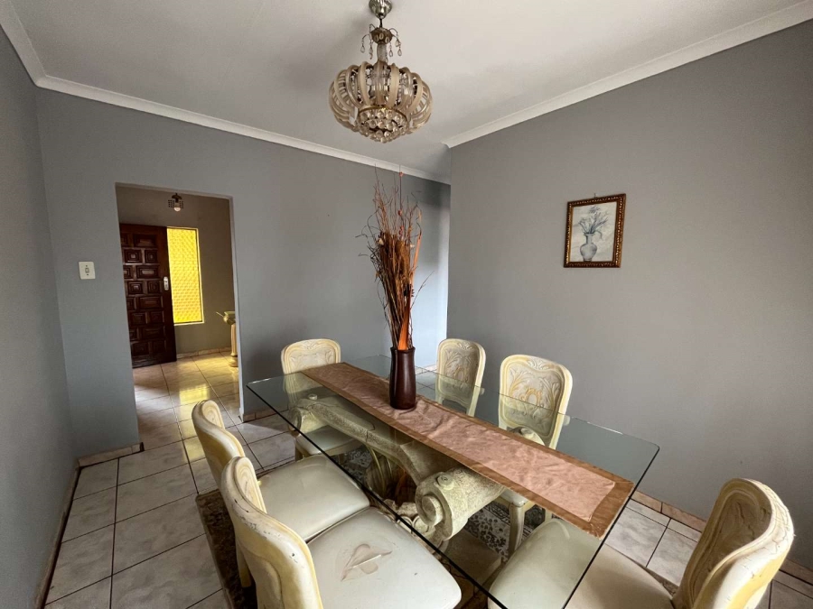 3 Bedroom Property for Sale in Rondebult Gauteng