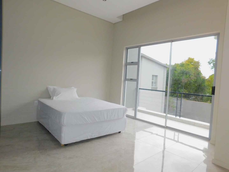 To Let 4 Bedroom Property for Rent in Hyde Park Gauteng