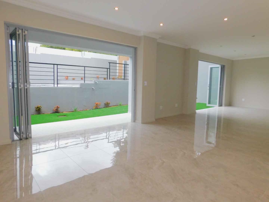 To Let 4 Bedroom Property for Rent in Hyde Park Gauteng