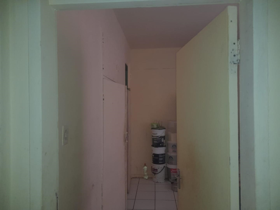 2 Bedroom Property for Sale in Berea Gauteng