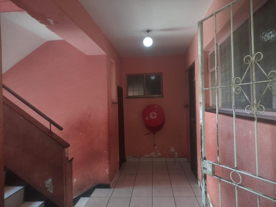 2 Bedroom Property for Sale in Berea Gauteng