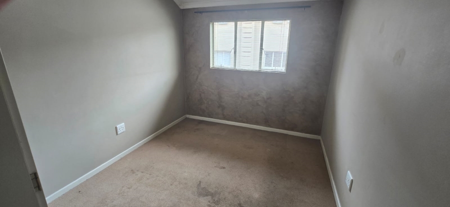 2 Bedroom Property for Sale in Pomona Gauteng