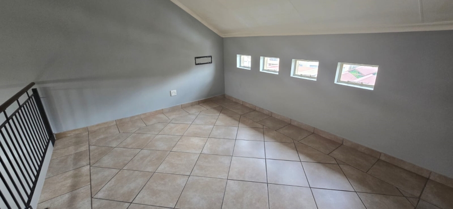 2 Bedroom Property for Sale in Pomona Gauteng