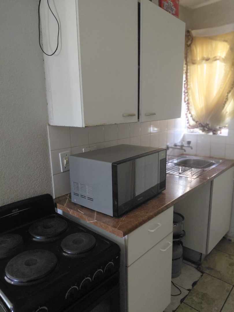 2 Bedroom Property for Sale in Glen Marais Gauteng