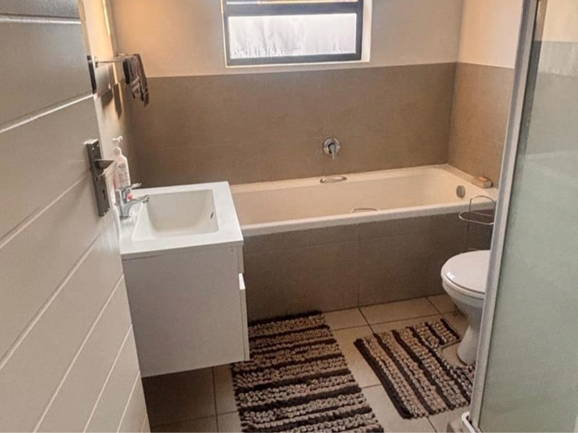 To Let 2 Bedroom Property for Rent in Theresa Park Gauteng