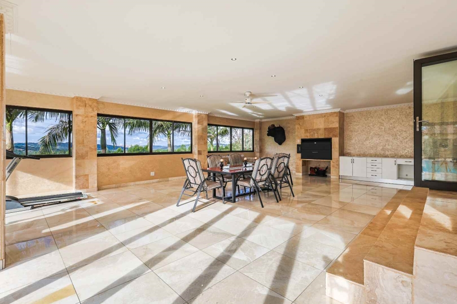 6 Bedroom Property for Sale in Mooikloof Heights Gauteng