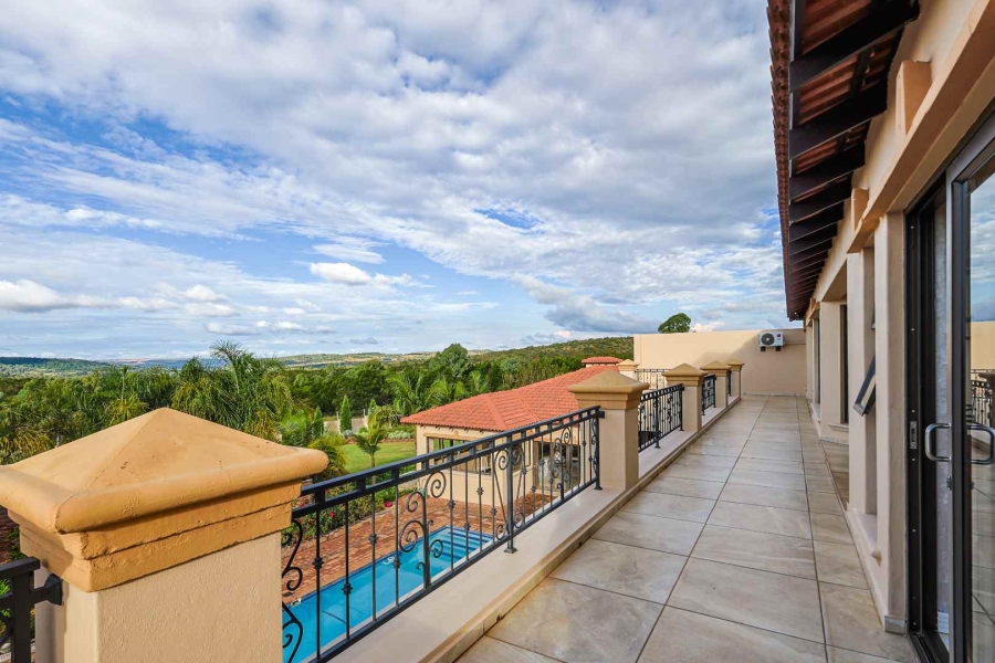 6 Bedroom Property for Sale in Mooikloof Heights Gauteng