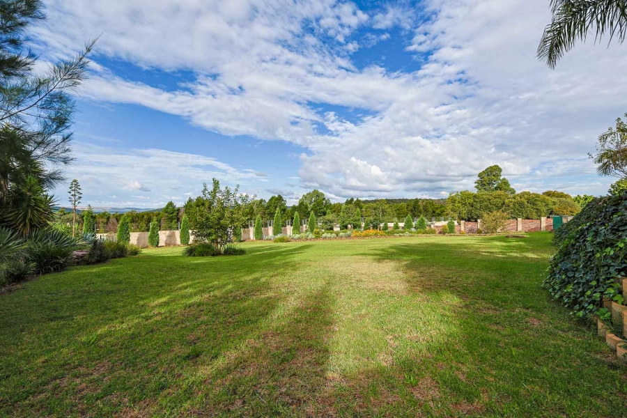 6 Bedroom Property for Sale in Mooikloof Heights Gauteng