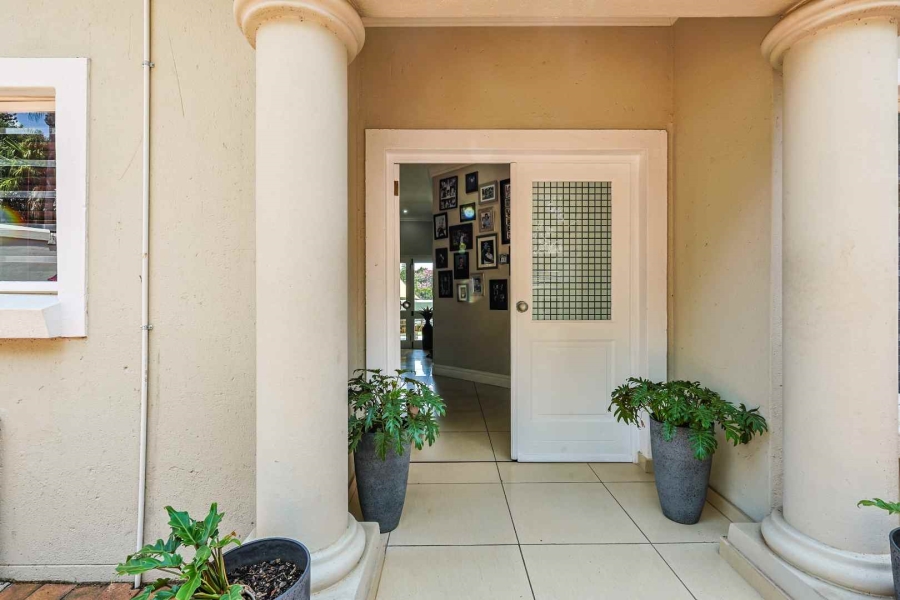 4 Bedroom Property for Sale in Erasmusrand Gauteng