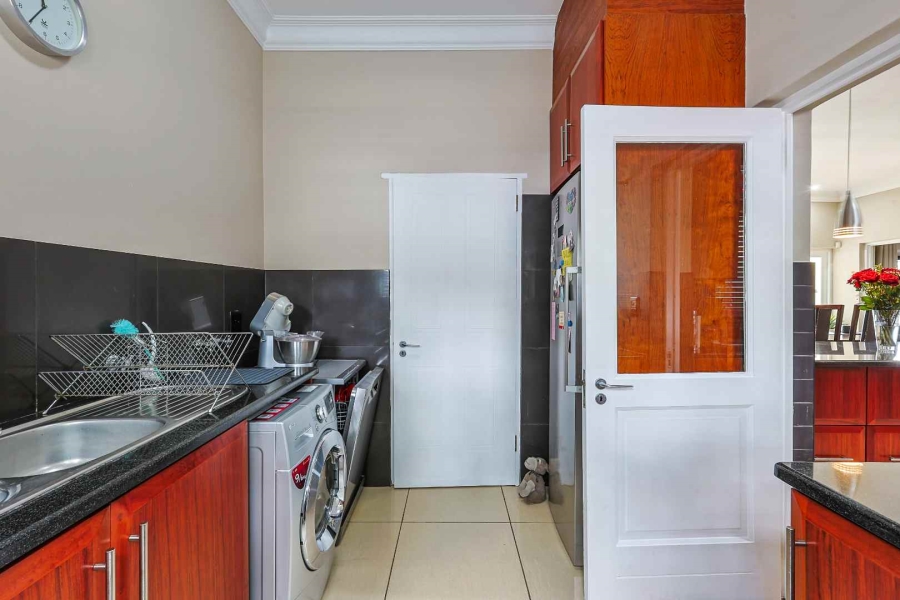 4 Bedroom Property for Sale in Erasmusrand Gauteng