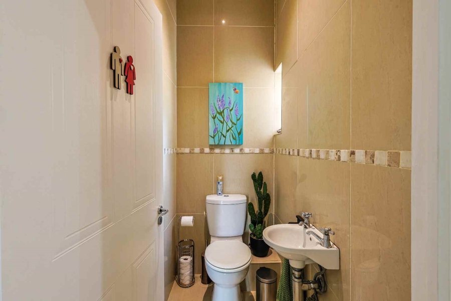 4 Bedroom Property for Sale in Erasmusrand Gauteng