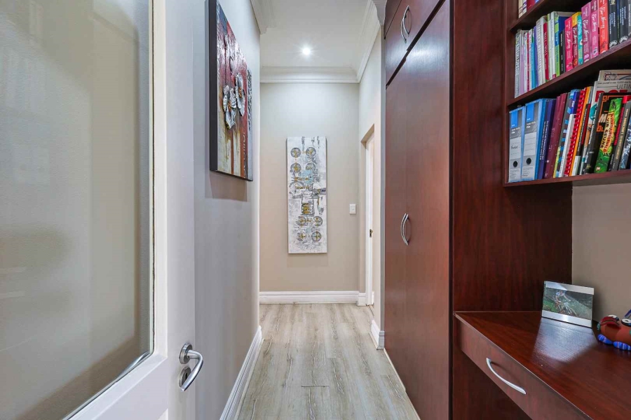 4 Bedroom Property for Sale in Erasmusrand Gauteng