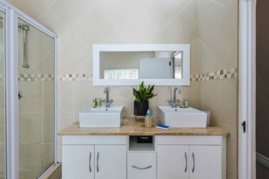 4 Bedroom Property for Sale in Erasmusrand Gauteng