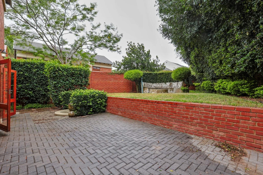 3 Bedroom Property for Sale in Equestria Gauteng