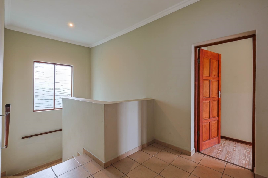 3 Bedroom Property for Sale in Equestria Gauteng