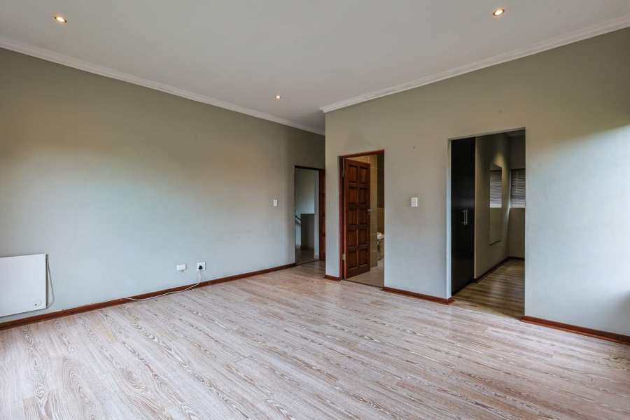 3 Bedroom Property for Sale in Equestria Gauteng