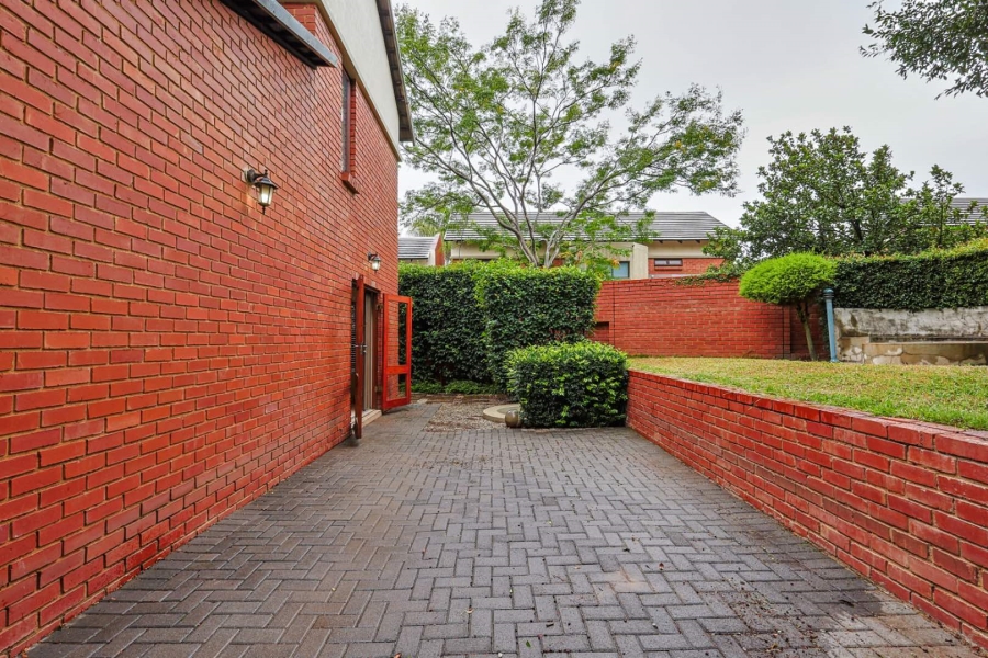 3 Bedroom Property for Sale in Equestria Gauteng