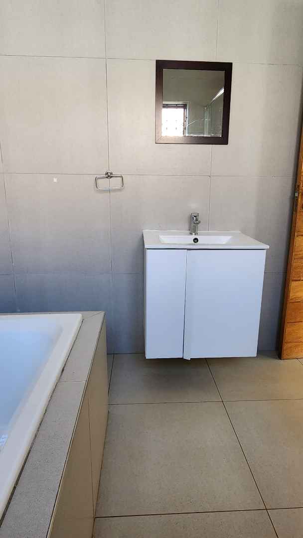 To Let 3 Bedroom Property for Rent in The Orchards Gauteng