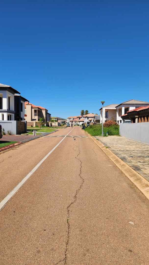 To Let 3 Bedroom Property for Rent in The Orchards Gauteng