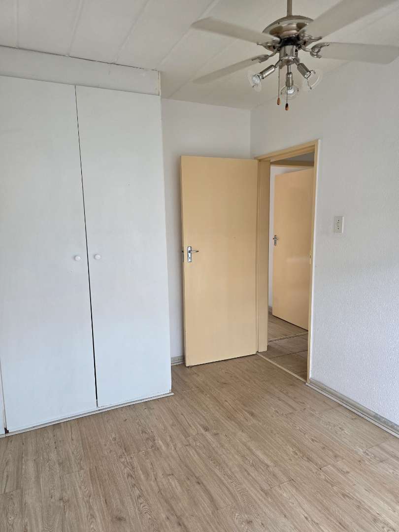 2 Bedroom Property for Sale in Radiokop Gauteng