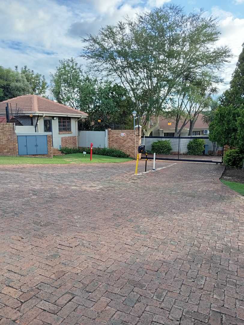 3 Bedroom Property for Sale in Equestria Gauteng