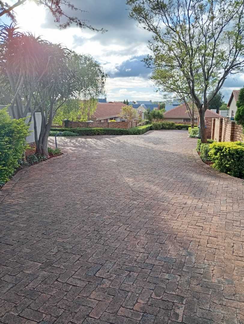 3 Bedroom Property for Sale in Equestria Gauteng