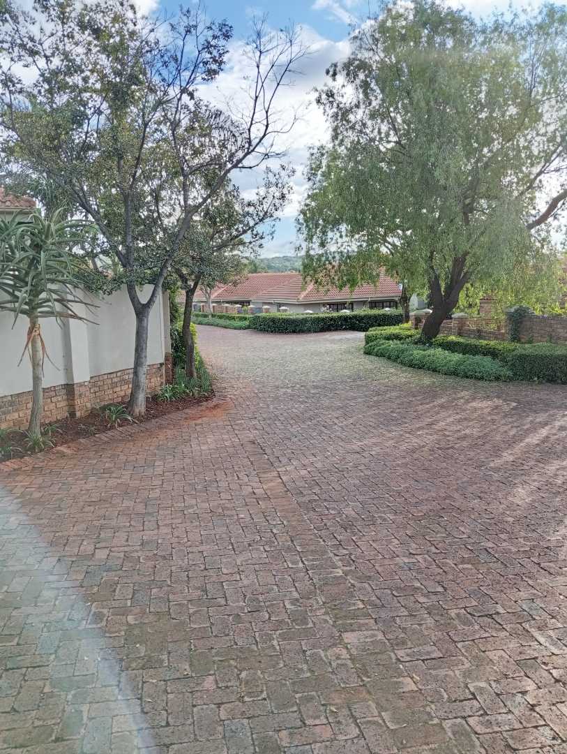 3 Bedroom Property for Sale in Equestria Gauteng