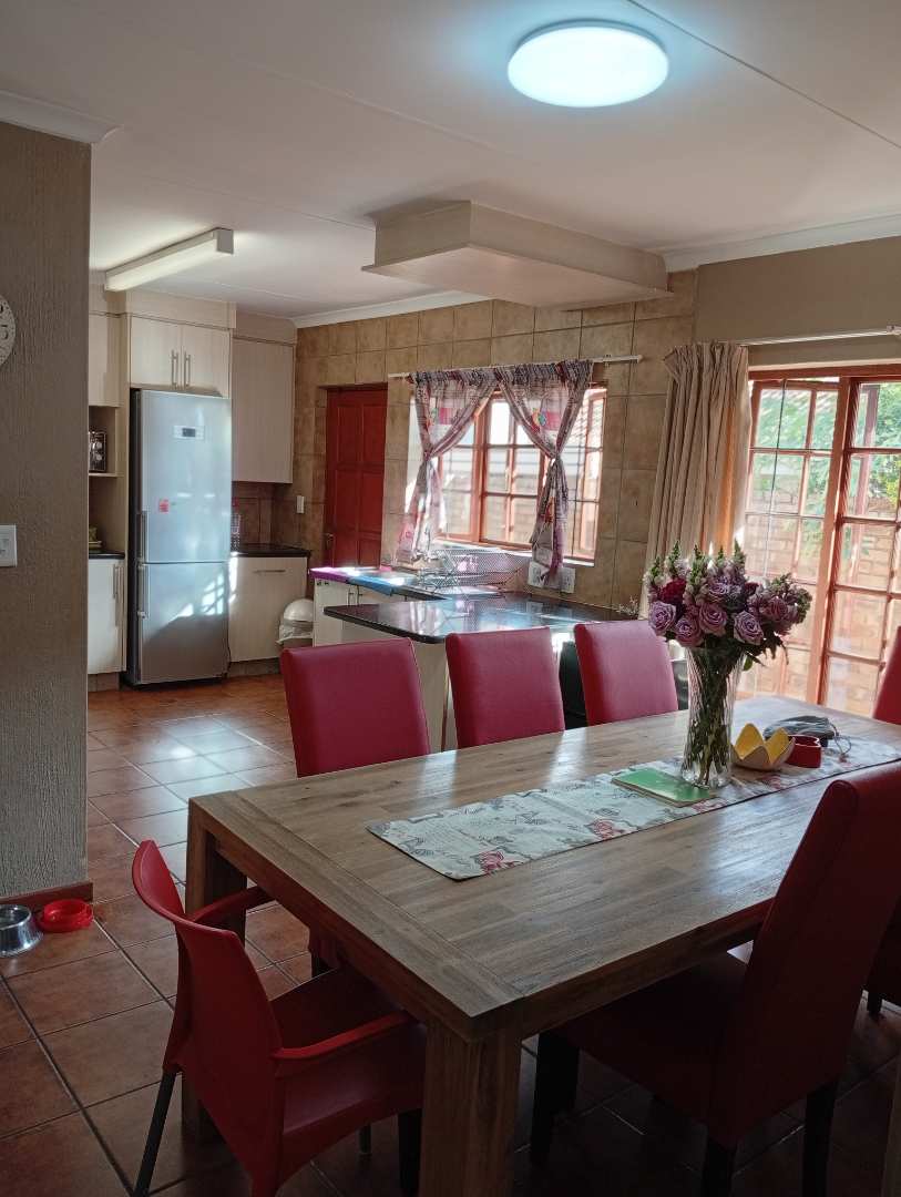 3 Bedroom Property for Sale in Equestria Gauteng