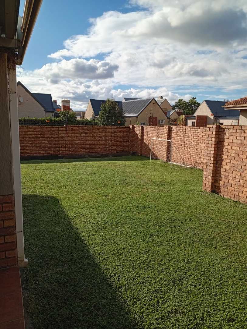 3 Bedroom Property for Sale in Equestria Gauteng