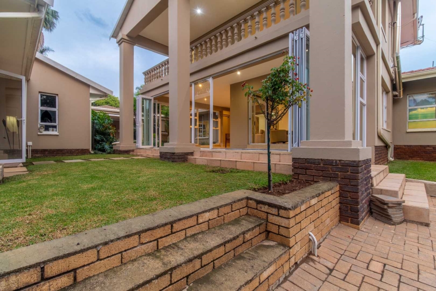 5 Bedroom Property for Sale in Sunninghill Gauteng