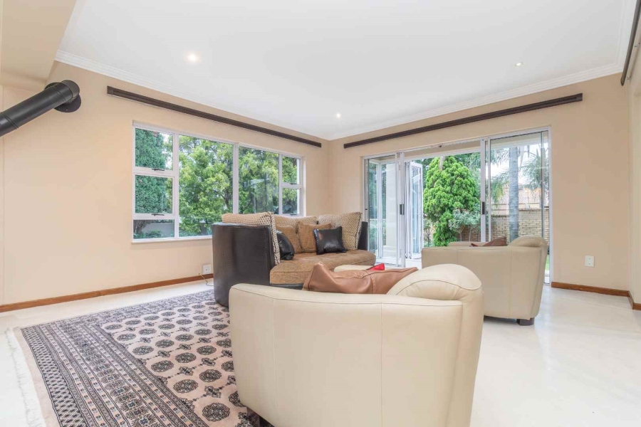 5 Bedroom Property for Sale in Sunninghill Gauteng