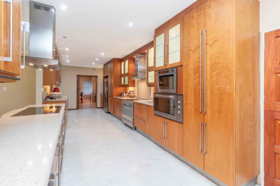 5 Bedroom Property for Sale in Sunninghill Gauteng