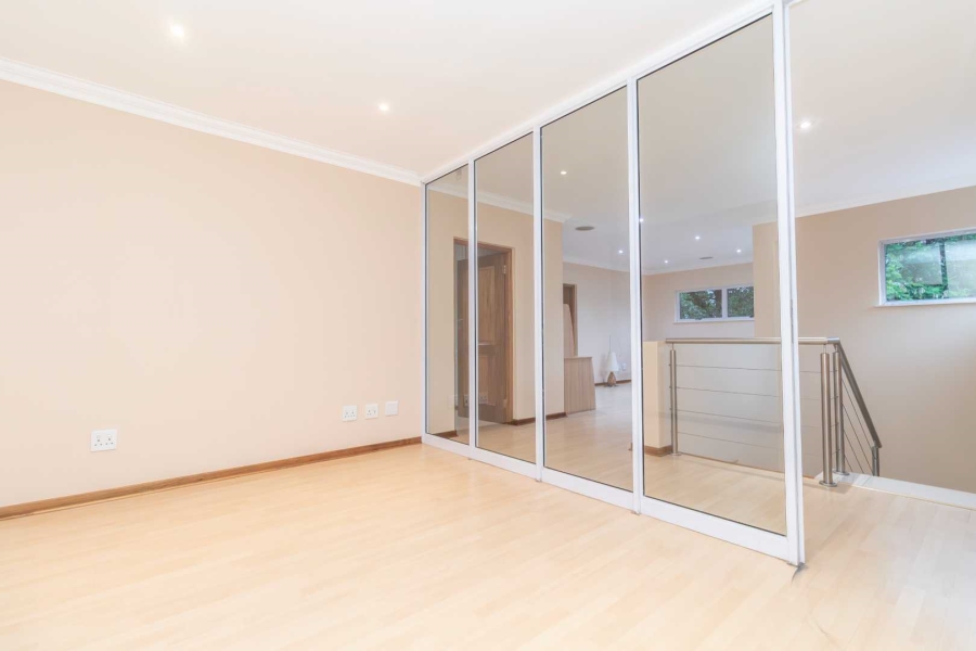 5 Bedroom Property for Sale in Sunninghill Gauteng