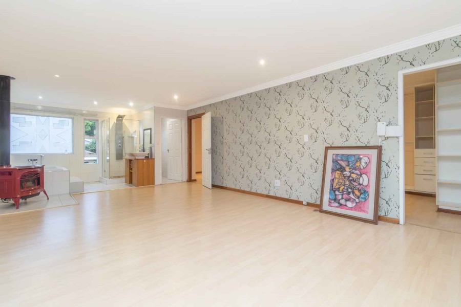 5 Bedroom Property for Sale in Sunninghill Gauteng