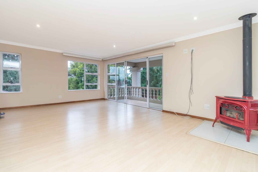 5 Bedroom Property for Sale in Sunninghill Gauteng