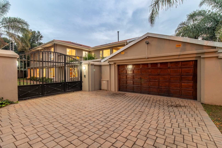 5 Bedroom Property for Sale in Sunninghill Gauteng