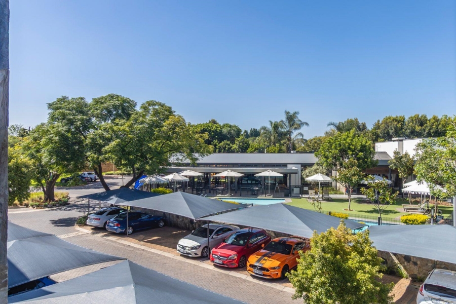 2 Bedroom Property for Sale in Crowthorne AH Gauteng