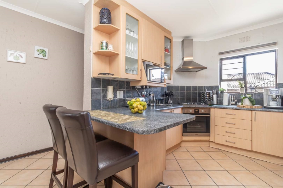 2 Bedroom Property for Sale in Radiokop Gauteng