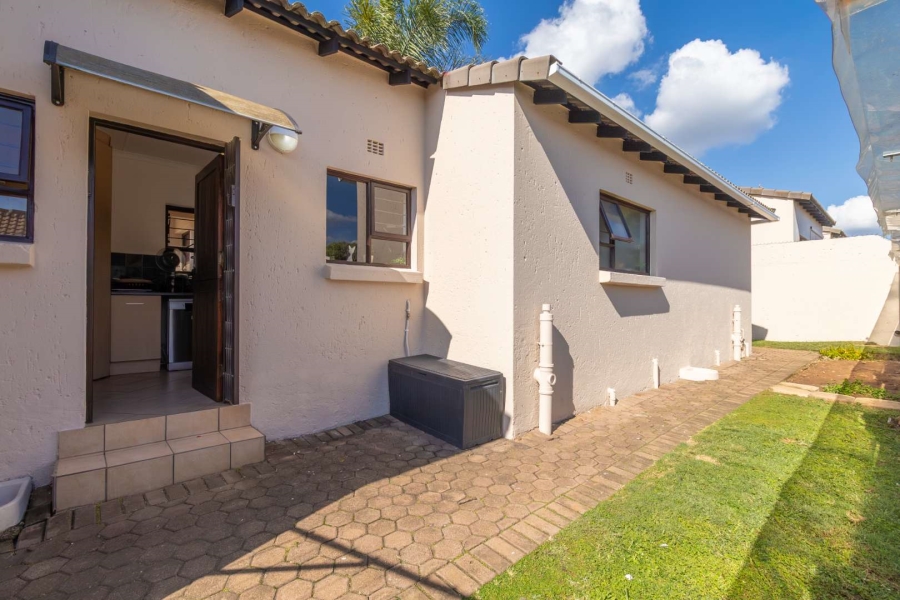 2 Bedroom Property for Sale in Radiokop Gauteng