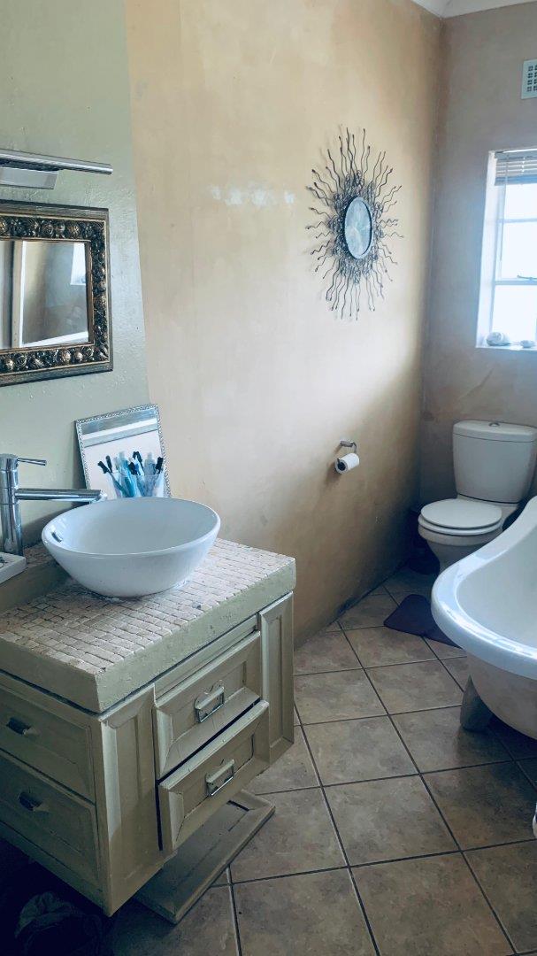 To Let 2 Bedroom Property for Rent in Sandown Gauteng