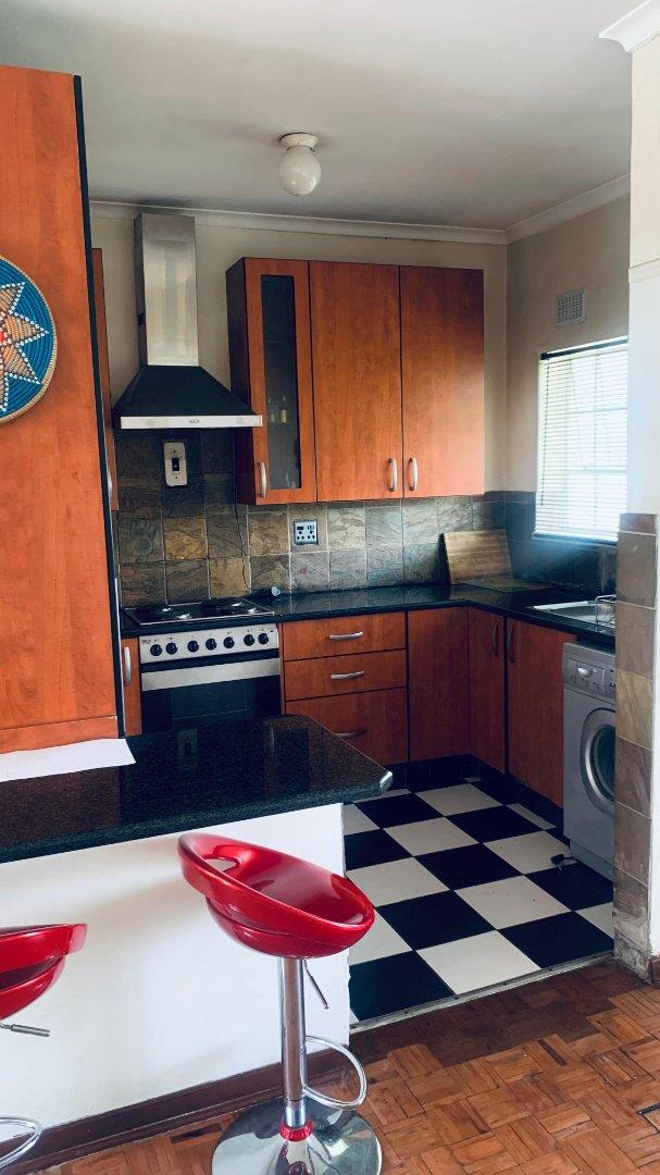 To Let 2 Bedroom Property for Rent in Sandown Gauteng