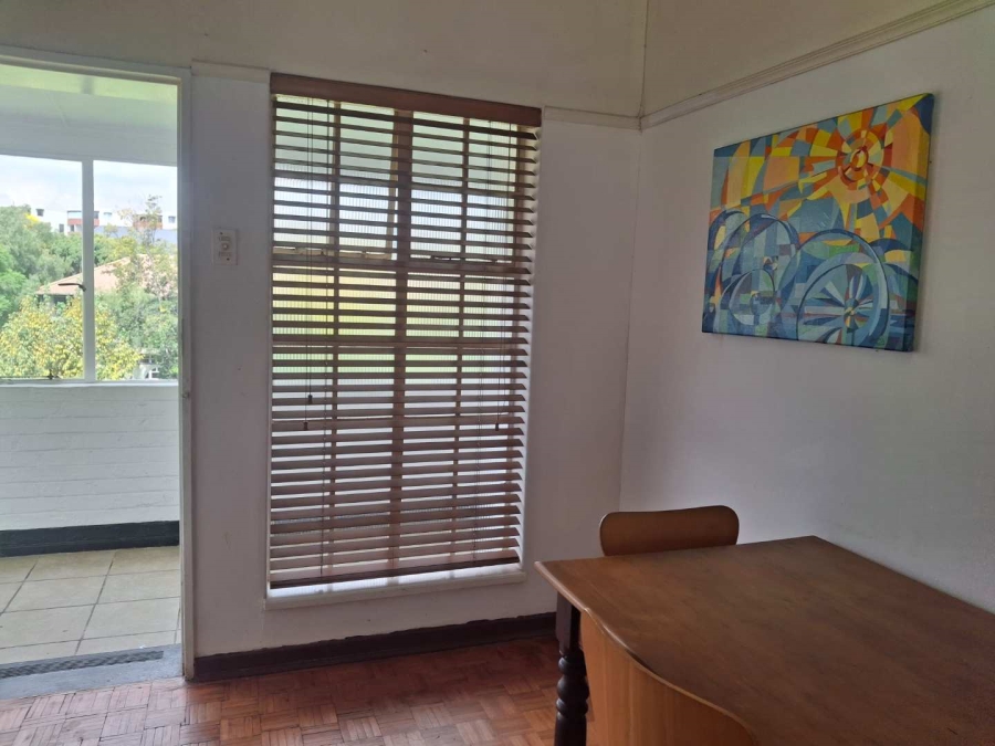 To Let 2 Bedroom Property for Rent in Sandown Gauteng