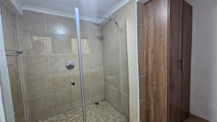 4 Bedroom Property for Sale in Bordeaux Gauteng